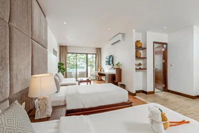 Deluxe tweepersoons- of twin kamer met uitzicht op het strand — Baan Laimai Beach Resort & Spa